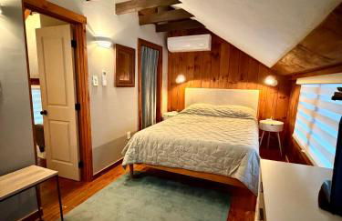 Lakefront Cabin with Hot Tub, Views & Fireplace - Foto 23