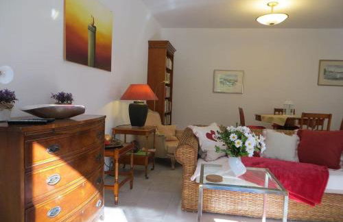 Weisses-Haus-am-Kurpark-Fewo-Gartenblick - Foto 7