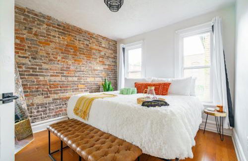 Jungle House Luxury Homes - Columbus Downtown Short North - Steps to Convention Center & Nationwide Arena - Sleeps up to 8 - Free Parking - Over 5,800 Five Stars - Foto 3