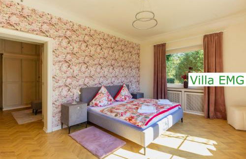 Luxury Villa EMG Steinfurt - Historische Villa mit Sauna, SPA, Garten & großem Essbereich für bis zu 22 Personen - Foto 26