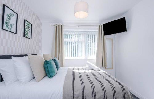 Comfortable & Spacious 3BR House near Coop Live Arena & Etihad Stadium with free Parking - New Management Since Jan '26 - Foto 7