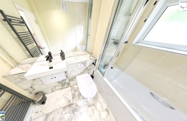 Charming 2-bed House in London - Foto 14