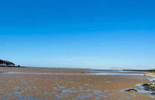 The Hut@Trefechan Wen - Coastal Coziness! - Photo 42