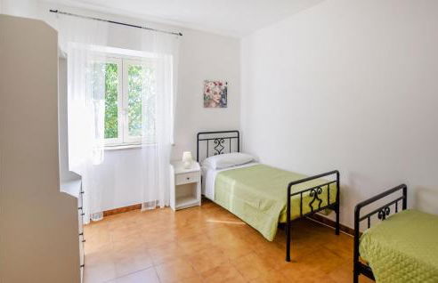 5 Bedroom Beautiful Home In Giove - Foto 29