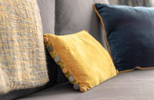 Racecourse Revelation! Free parking - Photo 35