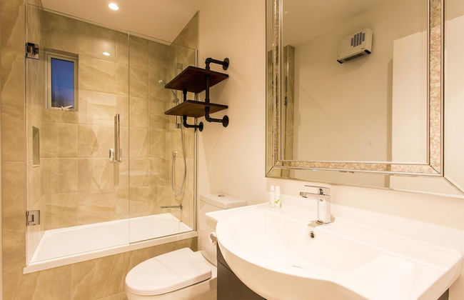 Sagittarius DH Lake View Villa - Foto 25