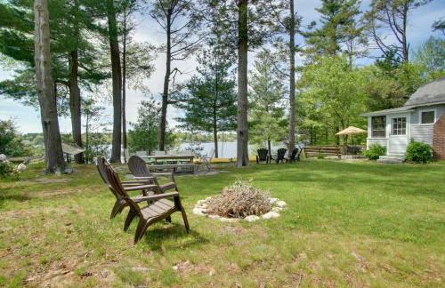 Peaceful Long Pond Cottage with Dock and Views - Foto 29
