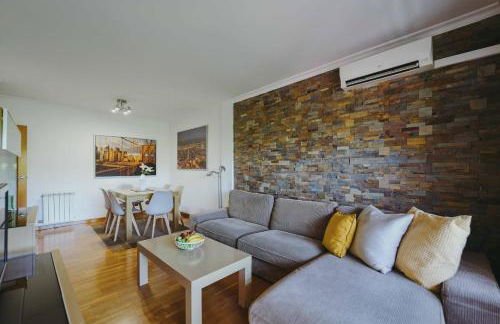 3 bedroom Huge apartament near the beach - Foto 1