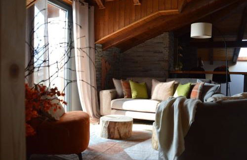 Mountain Suite with tub and view, Alpine design - Photo 12