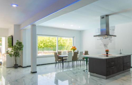 Villa Inka, an exquisitely crafted Villa boasting a private pool - Foto 6