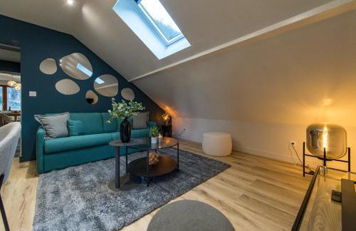 Legendary ski & cycling 4 to 6 guest getaway - Photo 15