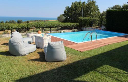 Elikon Luxury Villa - Foto 1