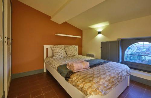 AUTOUR DU CHATEAU - Foto 16