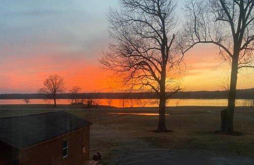 Steps to Shore Group Getaway on Kentucky Lake! - Foto 31