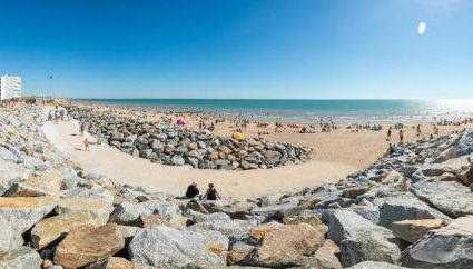 Aux Mouettes les pieds dans l'eau accès direct à la place 5 personnes - Foto 5