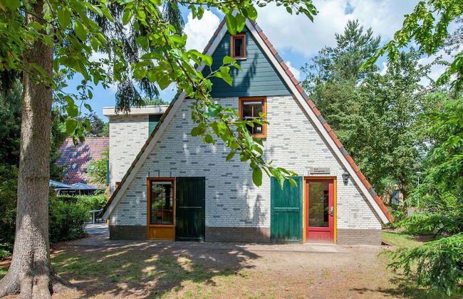 Villa Near Breda & Biesbosch National Park - Photo 1