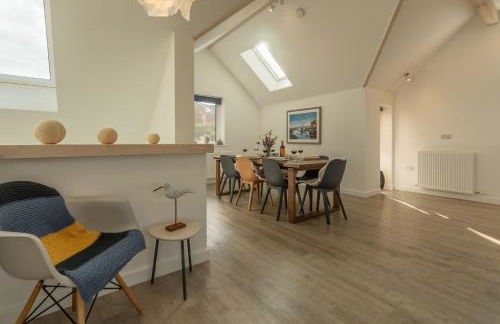 Seastiles - Photo 31