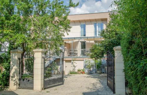 Bianca's Kaiserstuhl - Photo 1