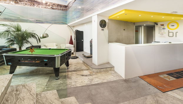 Borne des arrivées/des départs