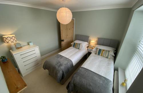 Spacious, seaside, Victorian home "Bay View Terrace", Penzance - Photo 7