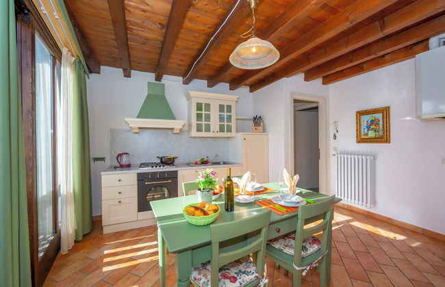 Liano Mimosa -relax & priv parking place - Photo 6