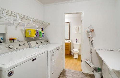 Pet-Friendly Checotah Home with Deck and Lake Views! - Foto 29