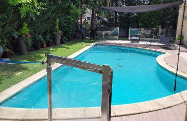 Villa piscine confort, barbecue - Photo 1