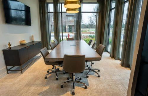 Elegant, Spacious 3BR 2B Apt Perfect for Long Stays - Foto 17