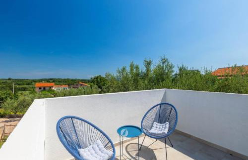 Adorable Home With Private Garden and Bubble Bath - Foto 52