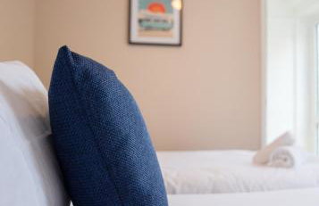 Stylish central location 3 bedroom house - Photo 24