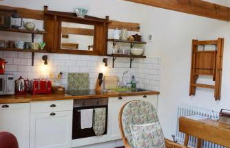 Nest Holiday Hideaway Wren Cottage-Beautiful Location in the Long Mynd Area of Outstanding Natural Beauty- WHIRLPOOL JACUZZI BATH! - Foto 33