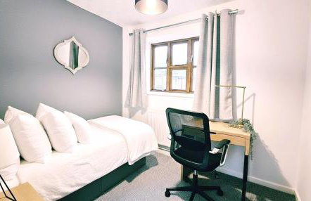 Modern 2-bed , Bradley Stoke, NR Parkway Station, Free Parking - Foto 7