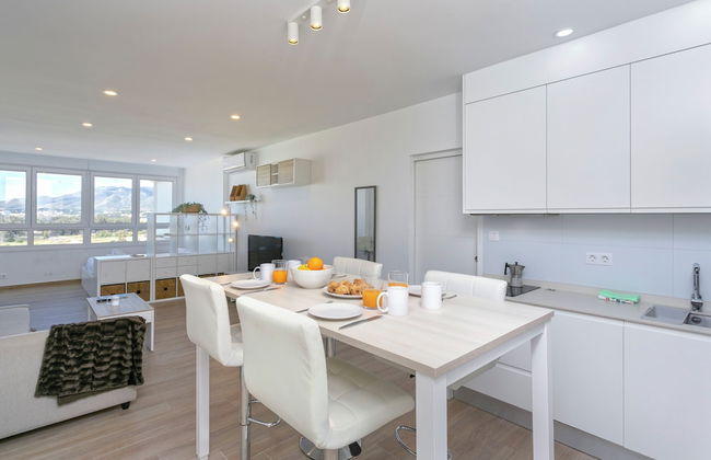 Sunstay Guadalmar Loft Seaview - Photo 9