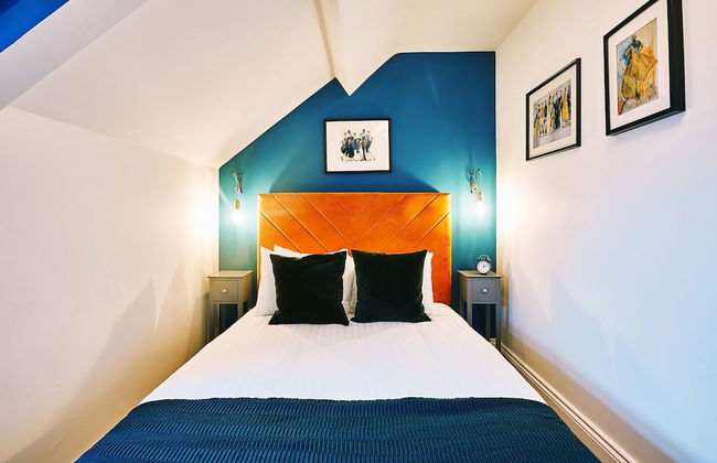 Host Stay North Parade Apartment - Photo 5