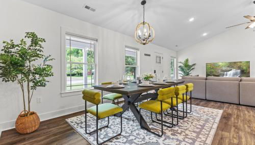 Edgewood - Work Friendly & Near Downtown - Foto 3