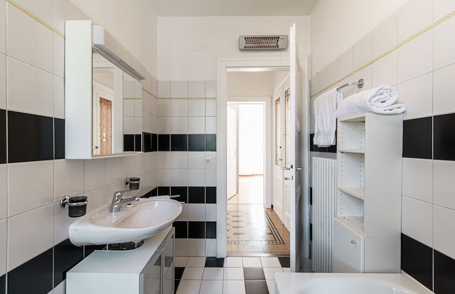 Giuka Apartment - Foto 21