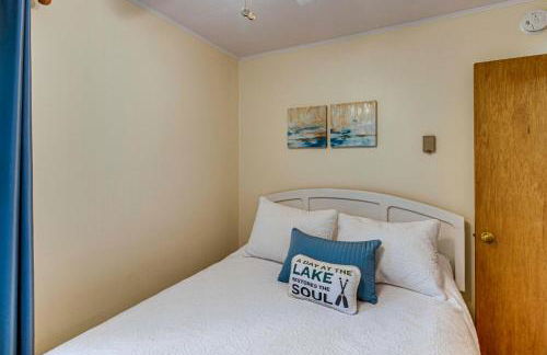 Family Retreat on Cross Lake Boat, Swim and Relax! - Foto 10