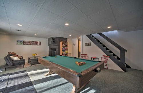 Cozy A-Frame Cabin with Pool Table 8 Mi to Mt Snow! - Photo 3