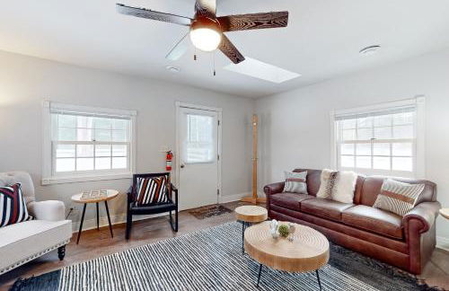 The Dog & Pup House - Foto 23