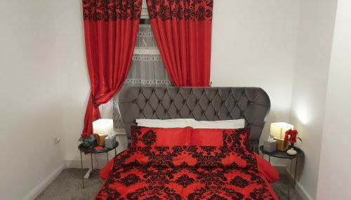 king Bed Premium luxury suite + Free Parking + Free Fast WiFi - Foto 4