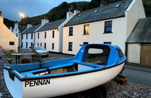 Historical North Cottage in Old Deer - Photo 54