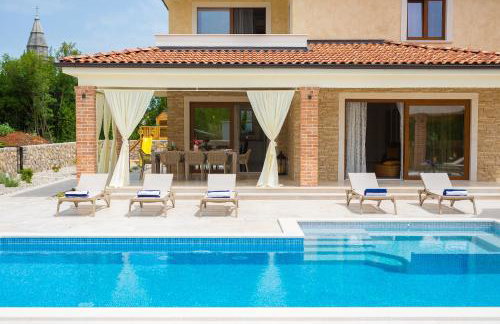 Beautiful Villa Vita Maris with heated pool - Foto 17