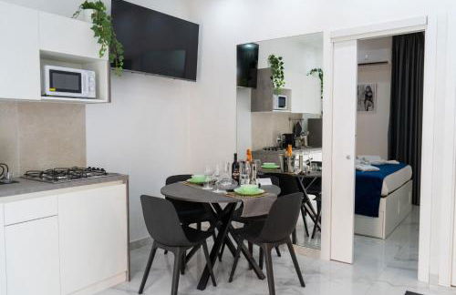 Scugnizzo Apartment SMART - Foto 28