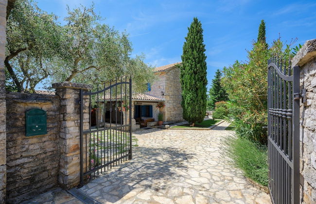 Pretty Villa With Balcony - Foto 2