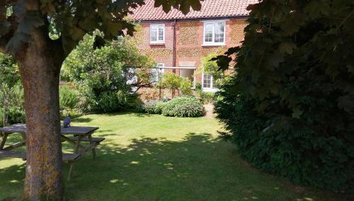 Gorgeous Cottage by the sea sleeps 10 5 bed 4 bath - Foto 3