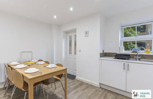 Lisa's House - Photo 16