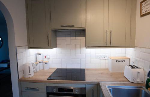 Dorset Stylish Apartment - Photo 11