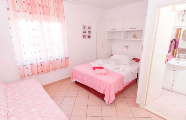 Apartments Lili - Photo 16