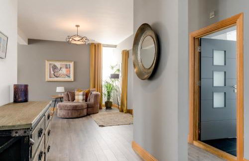 19th Century Luxury Lodge with Hot-Tub - Foto 10