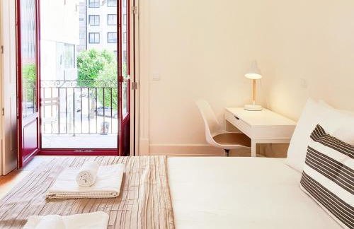 Comfortable flat, cozy balcony close to Aliados Av - Foto 4